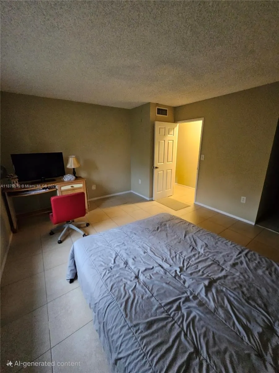 411 Executive Center Dr, #209