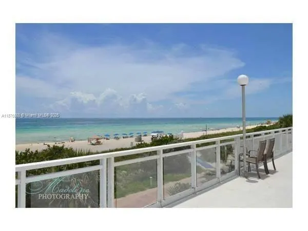 7135 Collins Ave, #1022