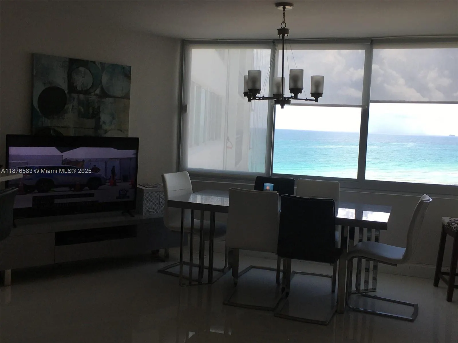 7135 Collins Ave, #1022