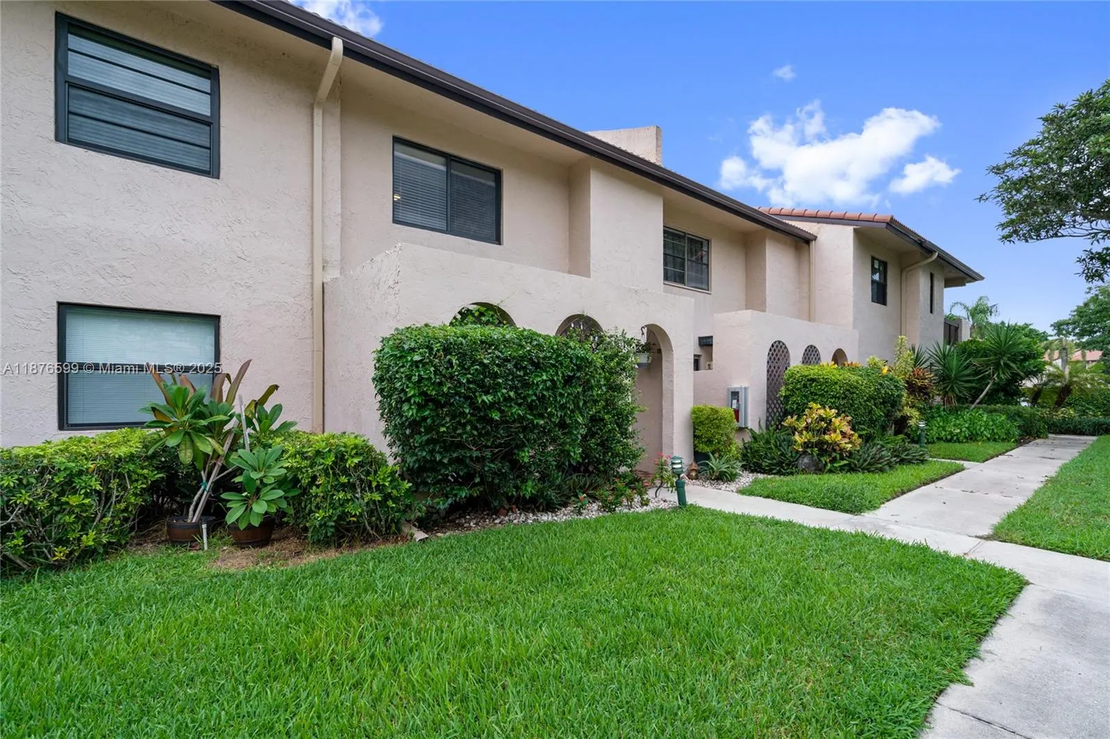 9286 Vista Del Lago, #G