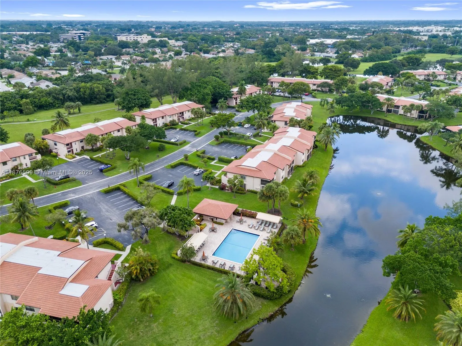 9286 Vista Del Lago, #G