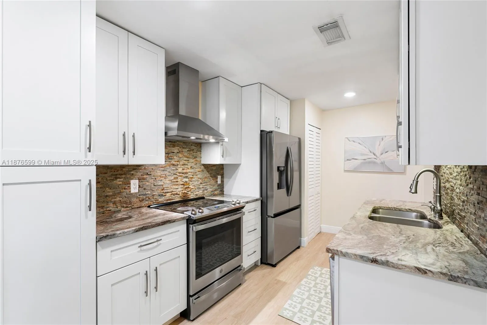 9286 Vista Del Lago, #G
