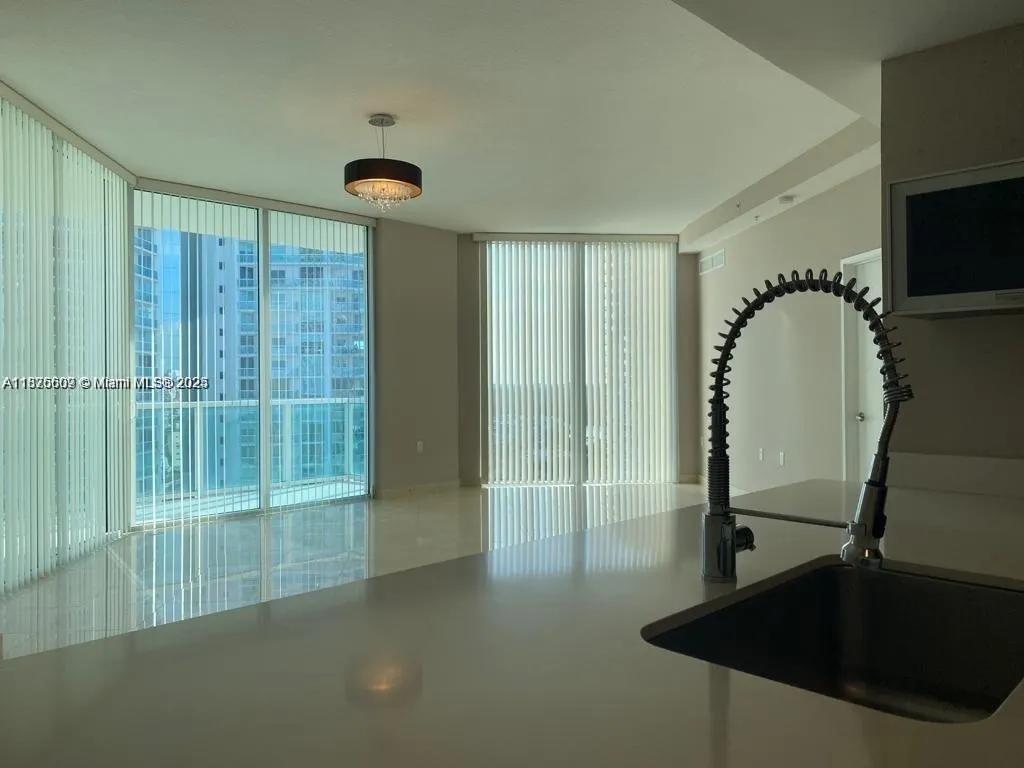 150 Sunny Isles Blvd, #1-1804