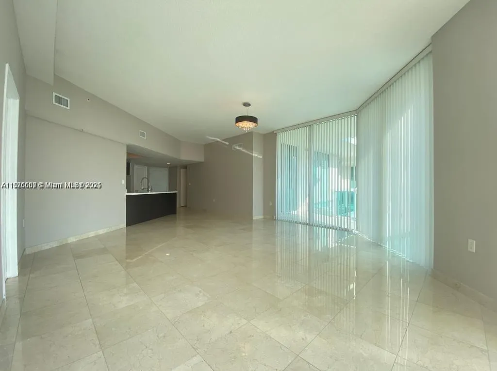 150 Sunny Isles Blvd, #1-1804
