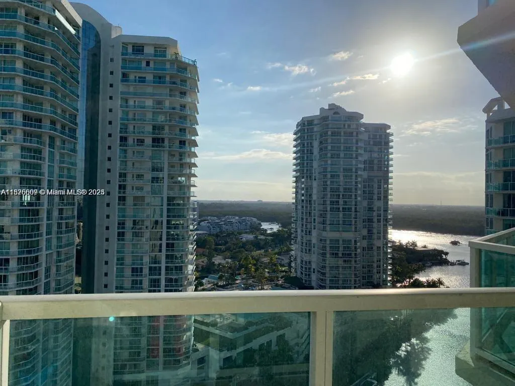 150 Sunny Isles Blvd, #1-1804