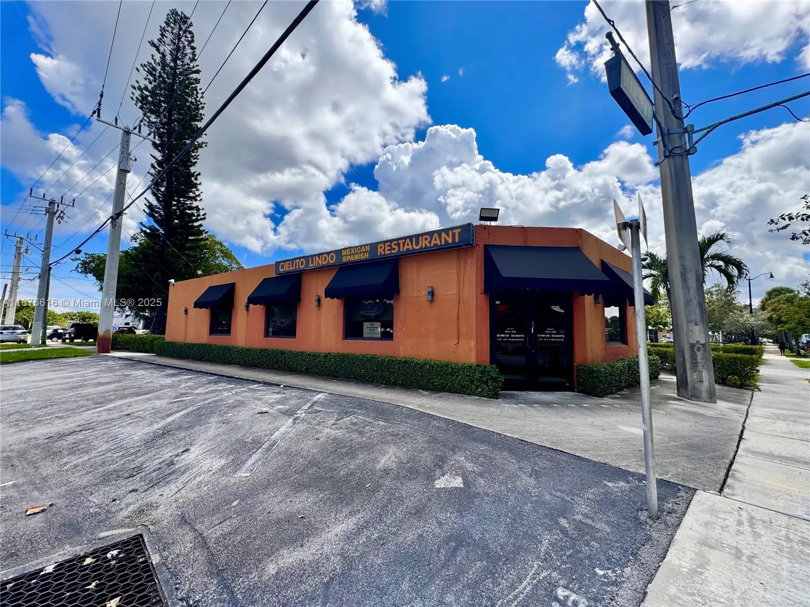 600 S Dixie Hwy W
