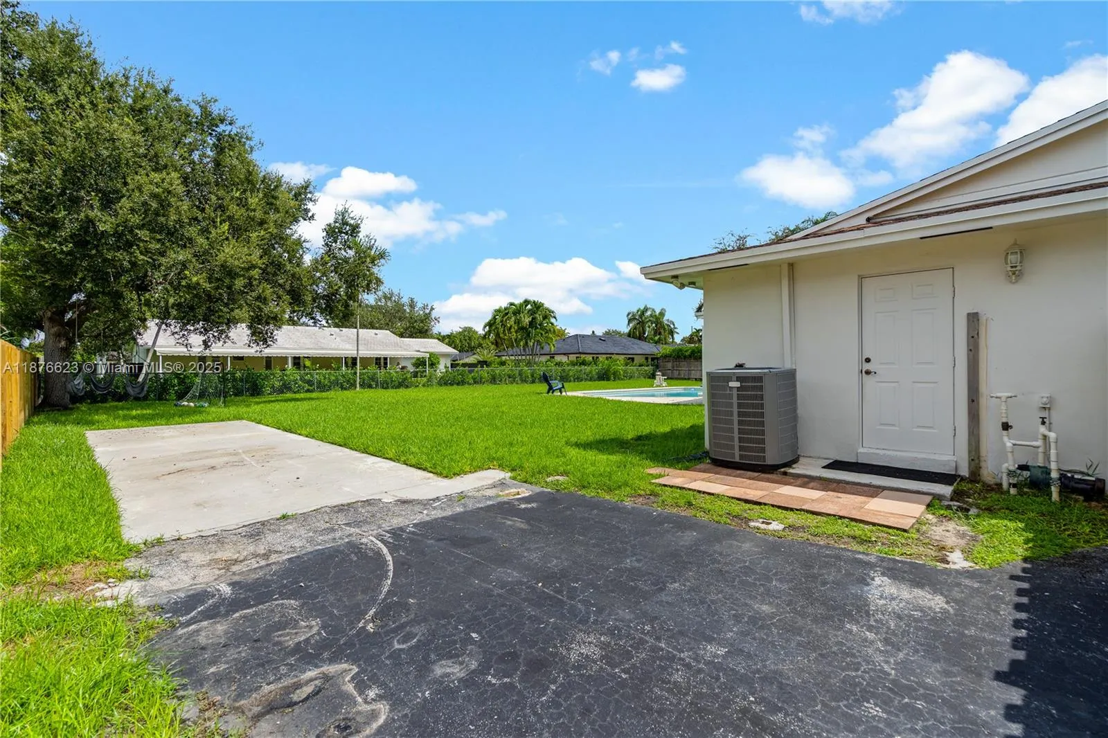 8805 SW 177th Ter