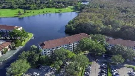 2907 S Carambola Cir S, #206