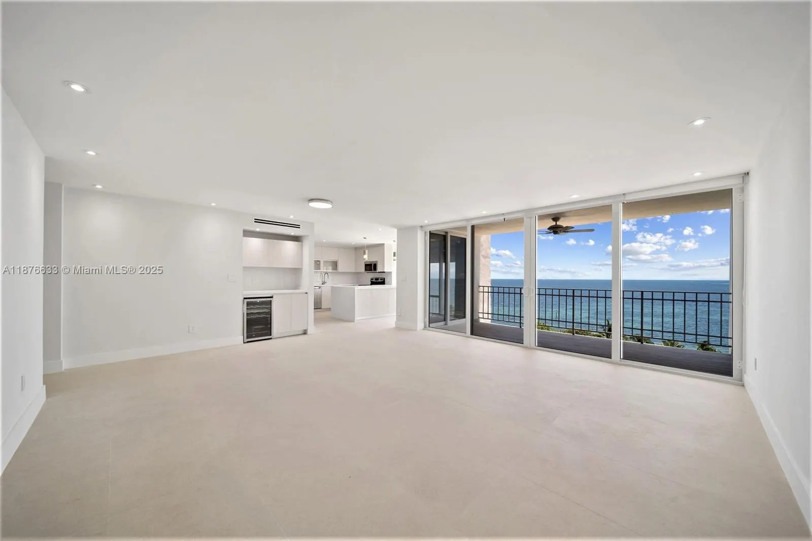 881 Ocean Dr, #8G