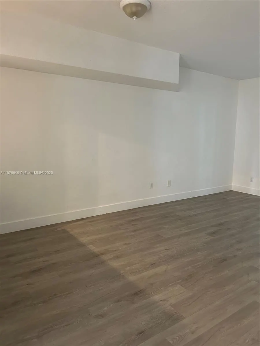 721 SW 148th Ave, #305