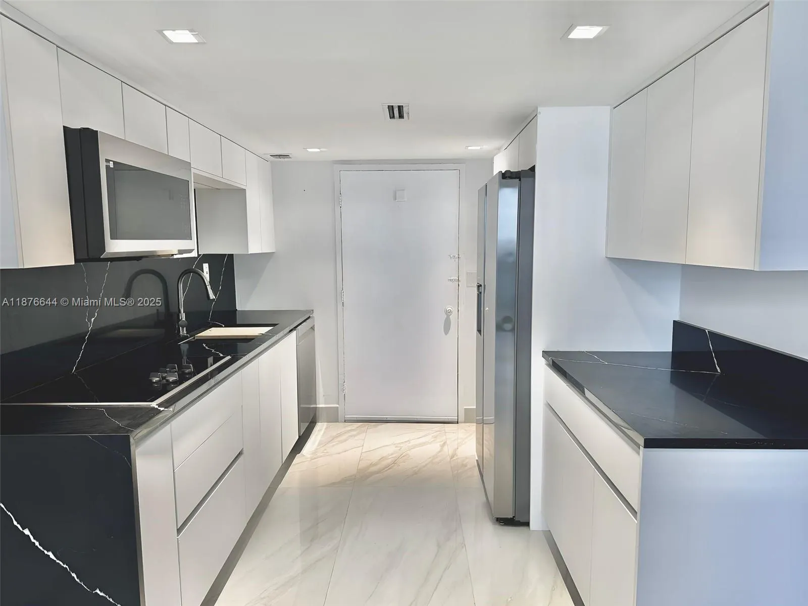 401 Ocean Dr, #1007