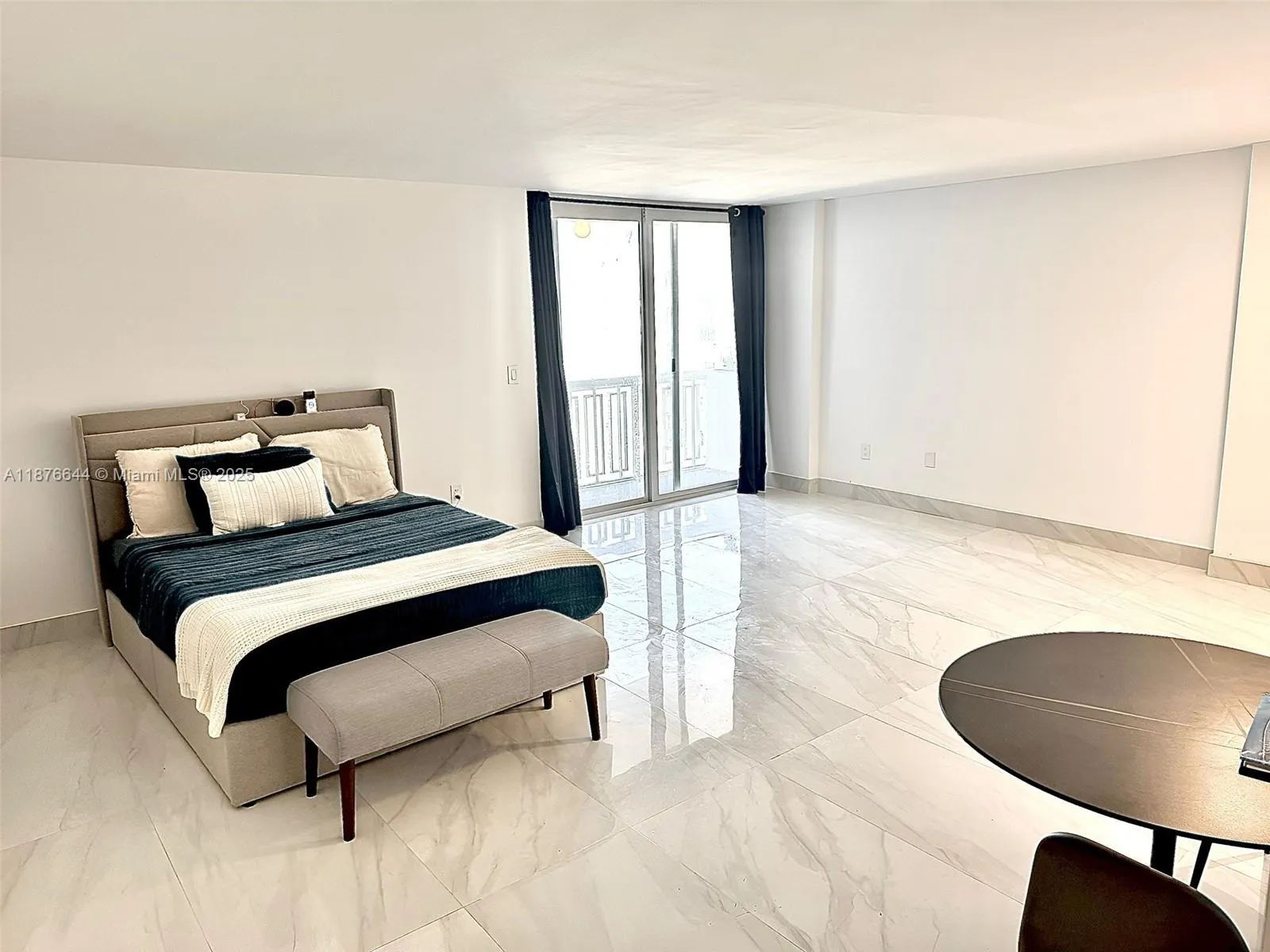 401 Ocean Dr, #1007