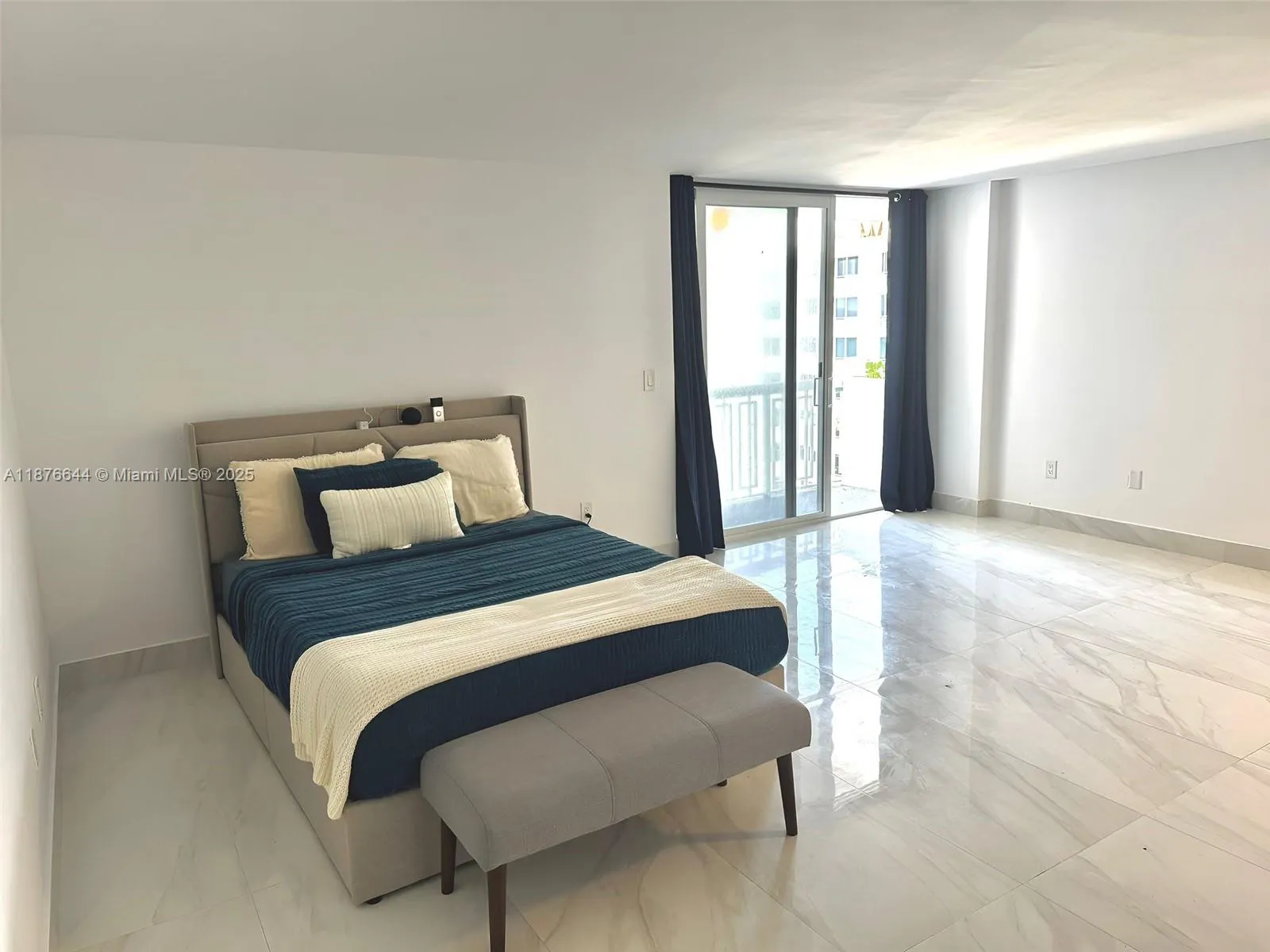 401 Ocean Dr, #1007