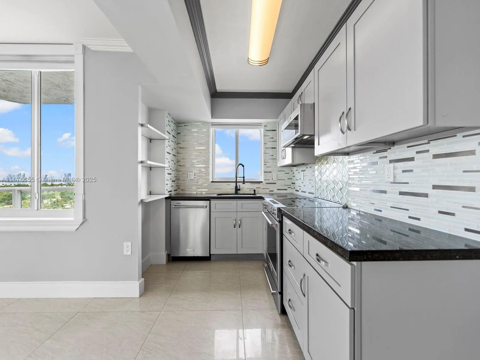 5900 Collins Ave, #1201