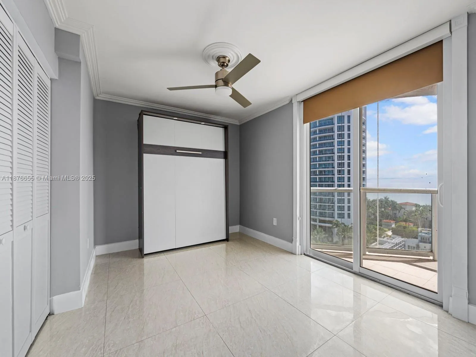 5900 Collins Ave, #1201