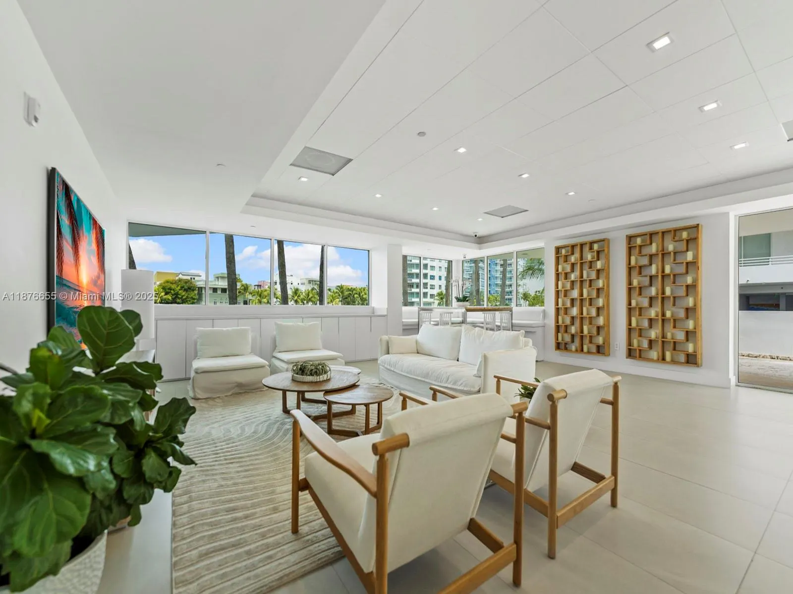 5900 Collins Ave, #1201