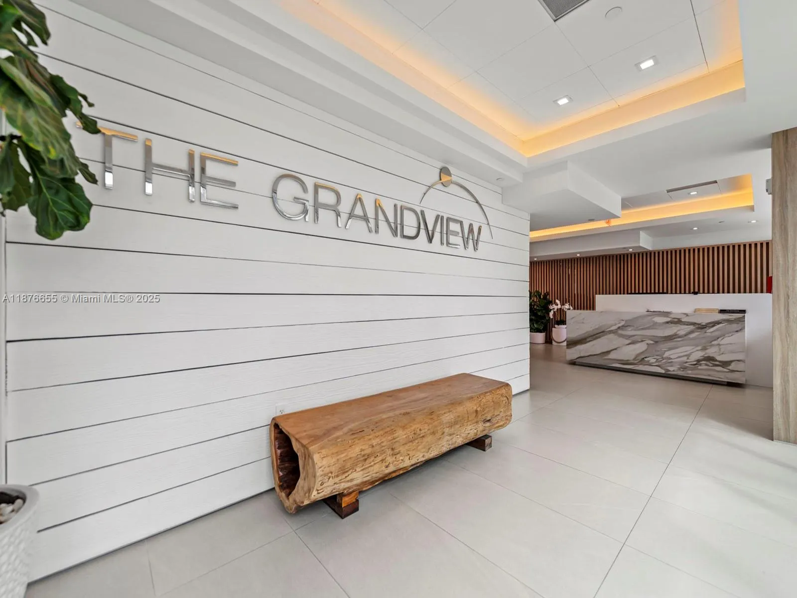 5900 Collins Ave, #1201