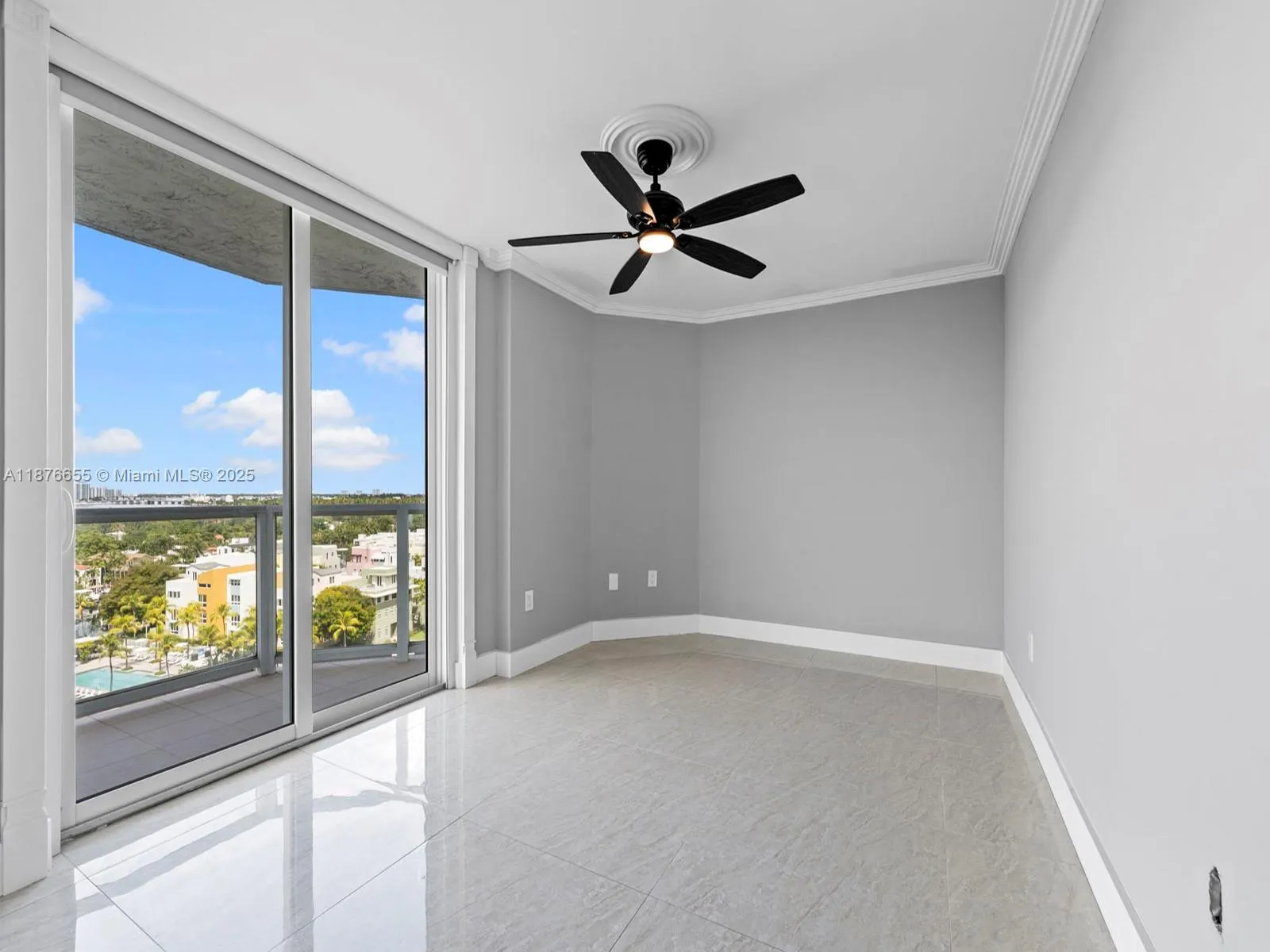 5900 Collins Ave, #1201