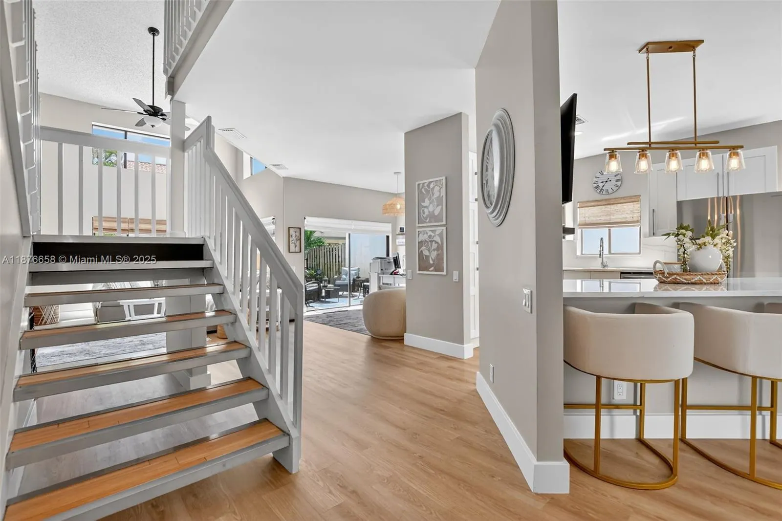 21707 Cromwell Cir