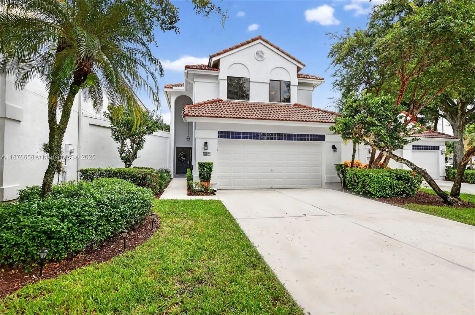 21707 Cromwell Cir