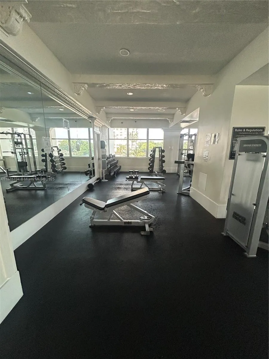 18081 Biscayne Blvd, #1502-4