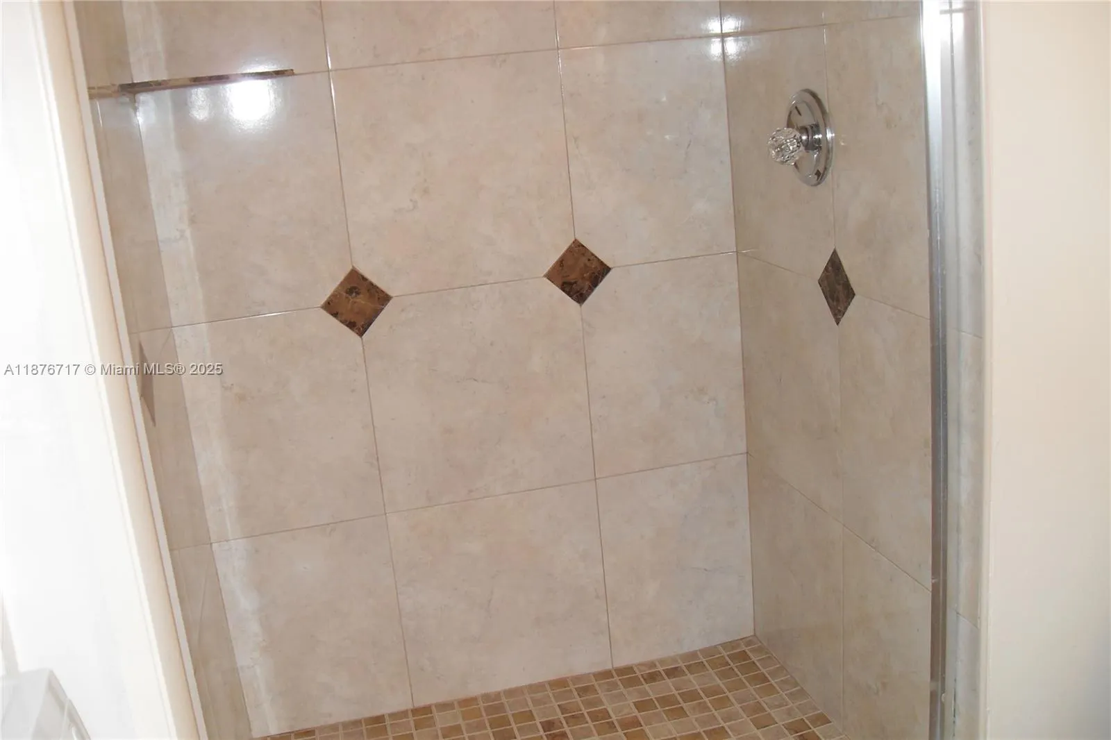 16411 Blatt Blvd, #105