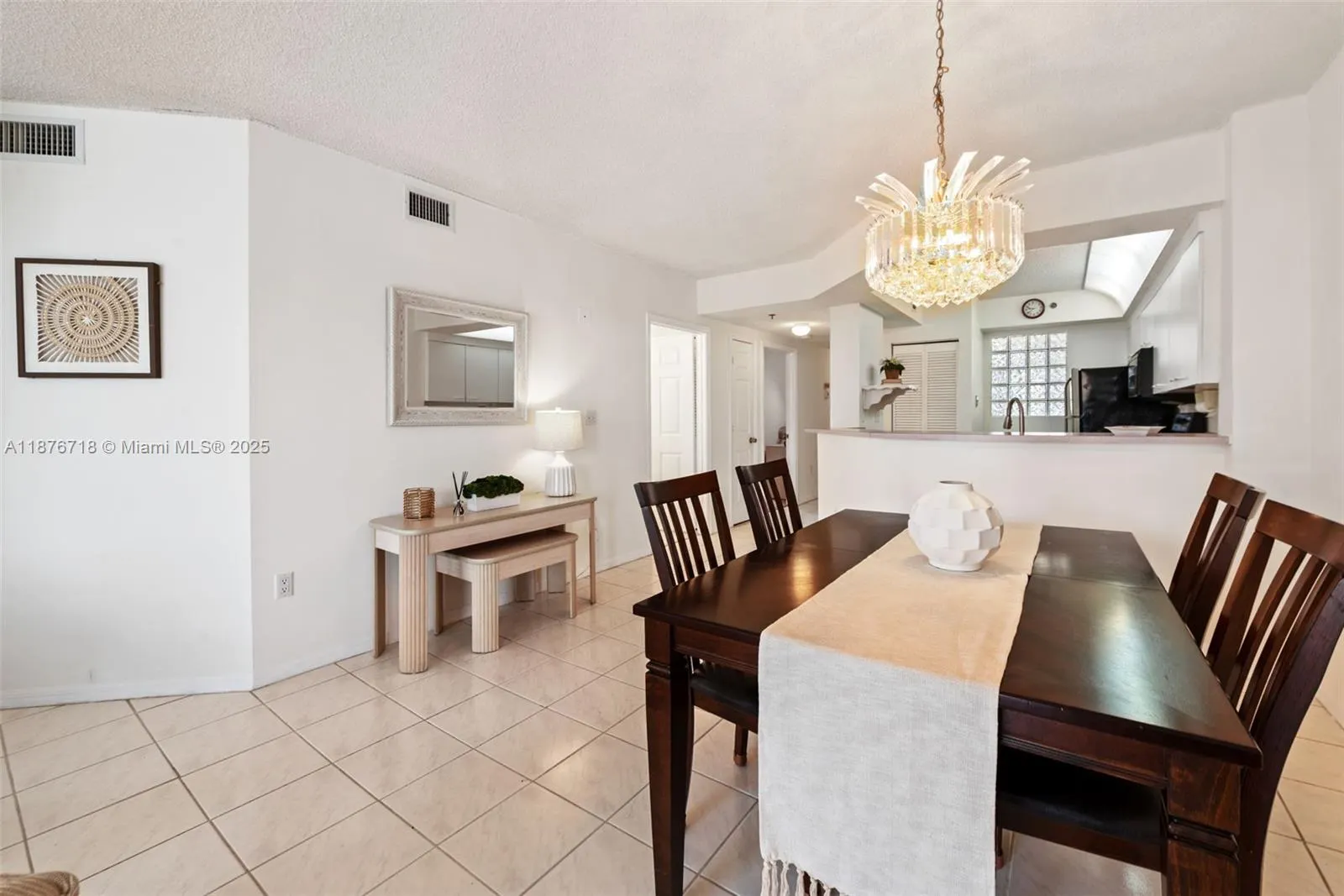 18260 N Bay Rd, #320
