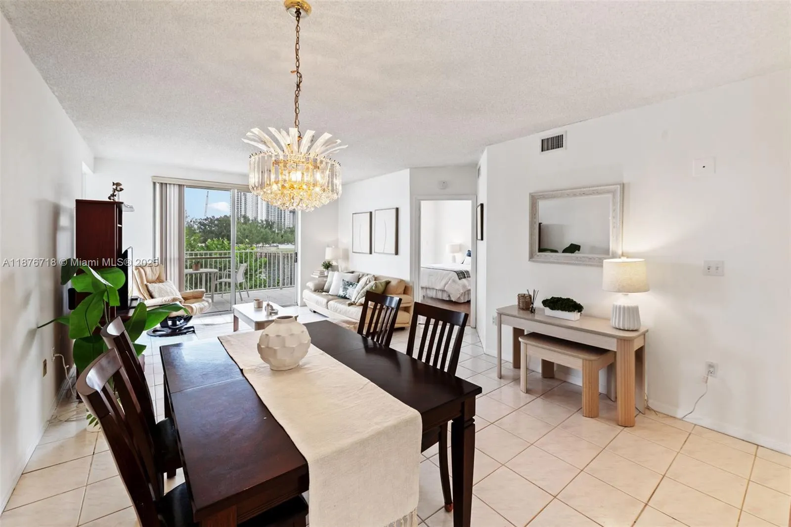 18260 N Bay Rd, #320
