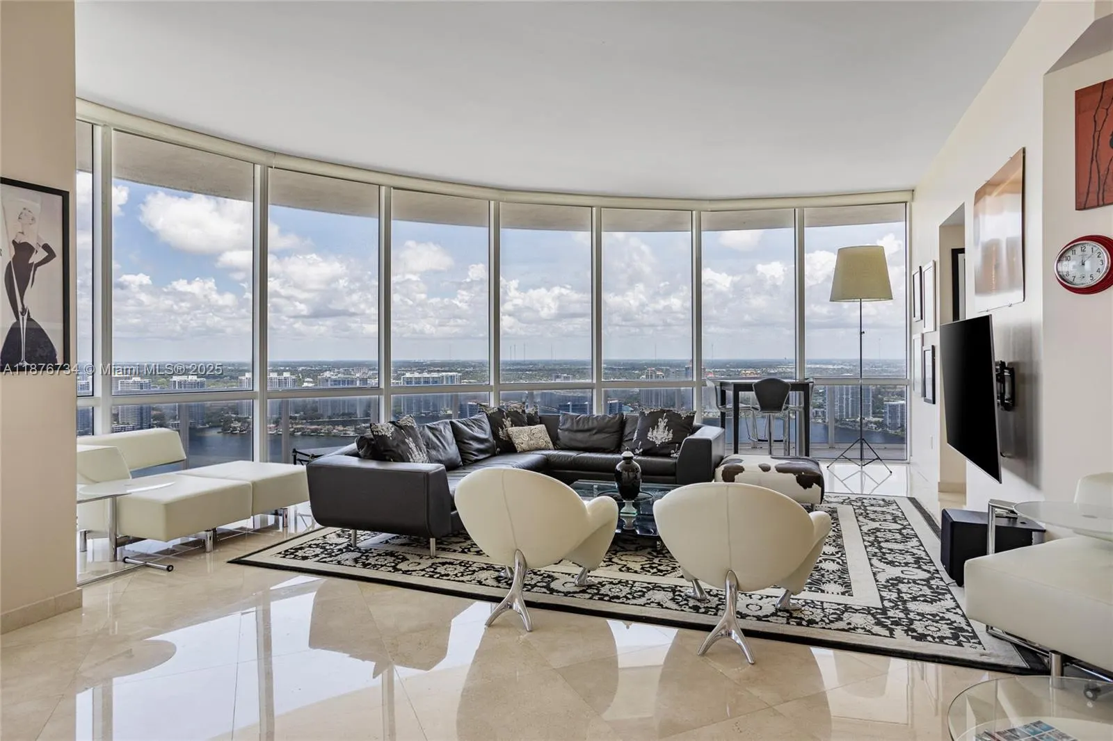 18101 Collins Ave, #5401