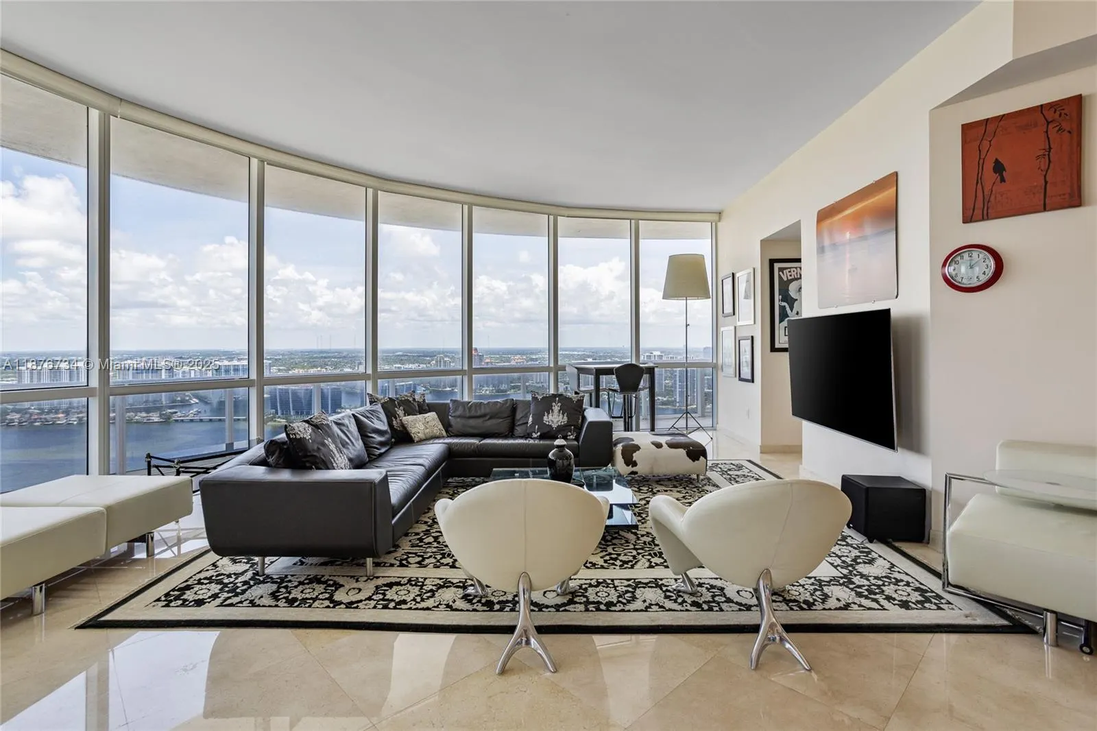 18101 Collins Ave, #5401