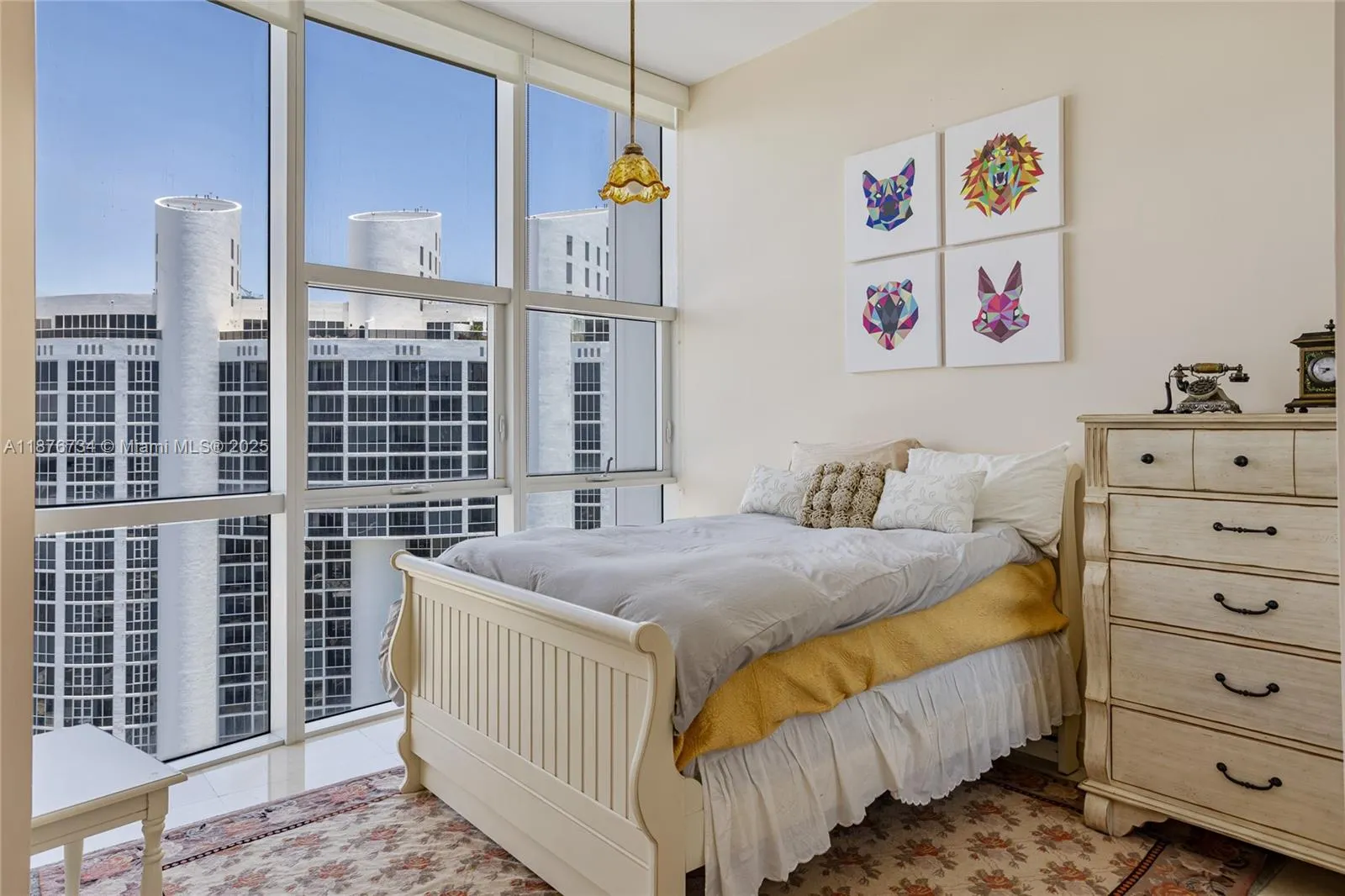 18101 Collins Ave, #5401