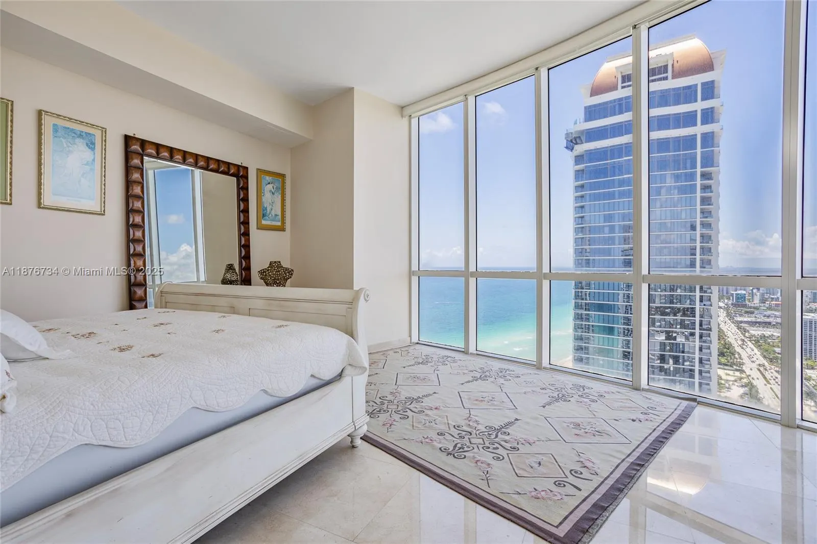 18101 Collins Ave, #5401