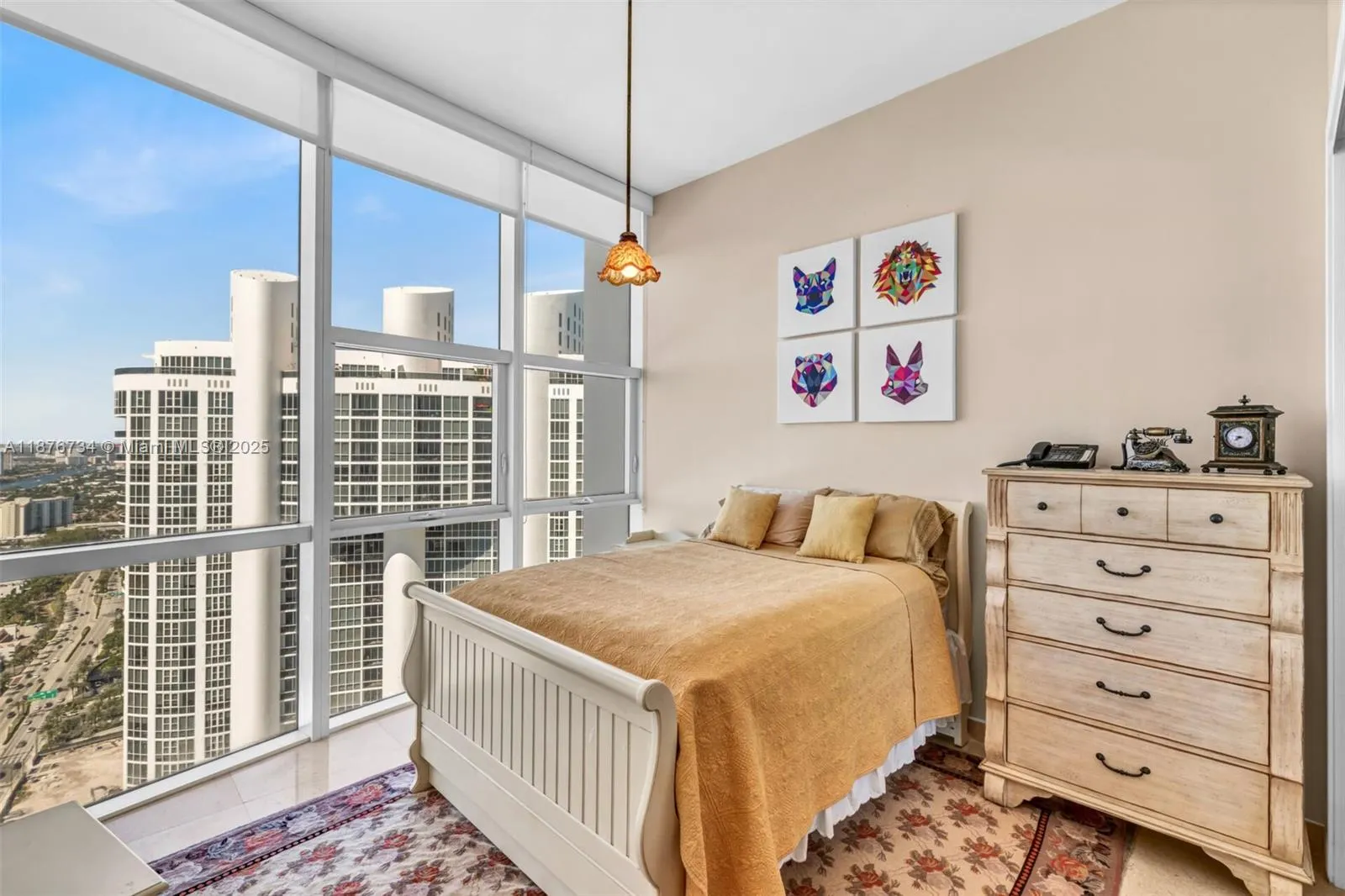 18101 Collins Ave, #5401