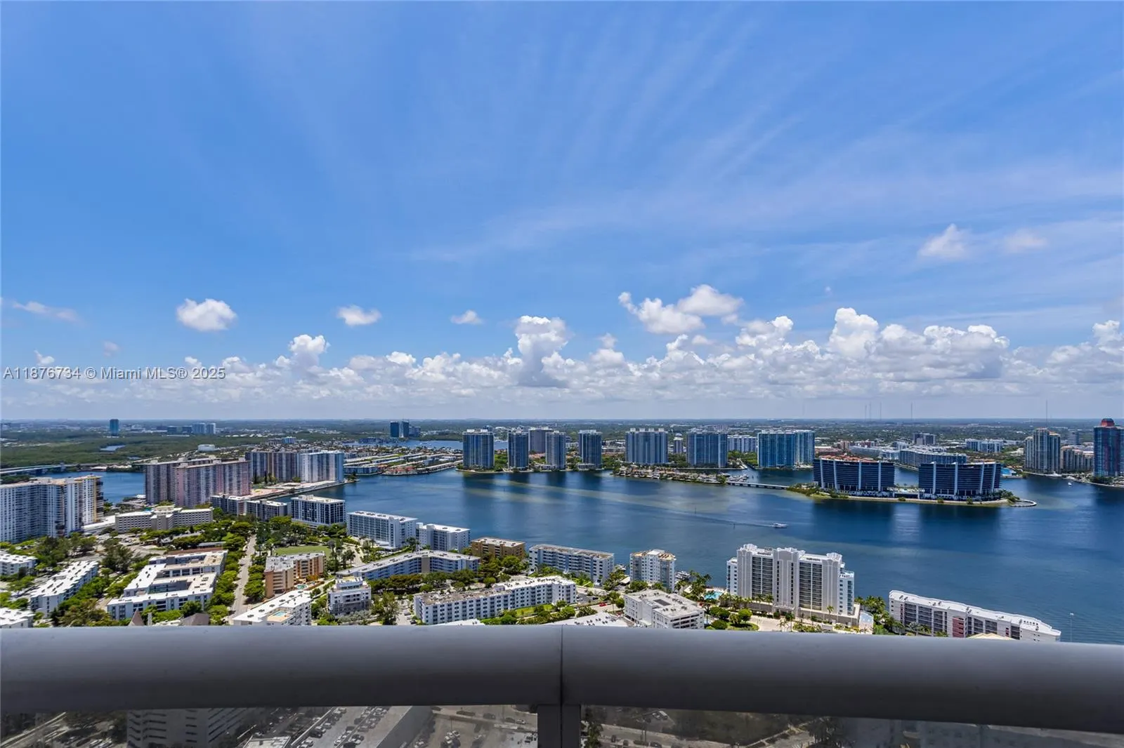 18101 Collins Ave, #5401