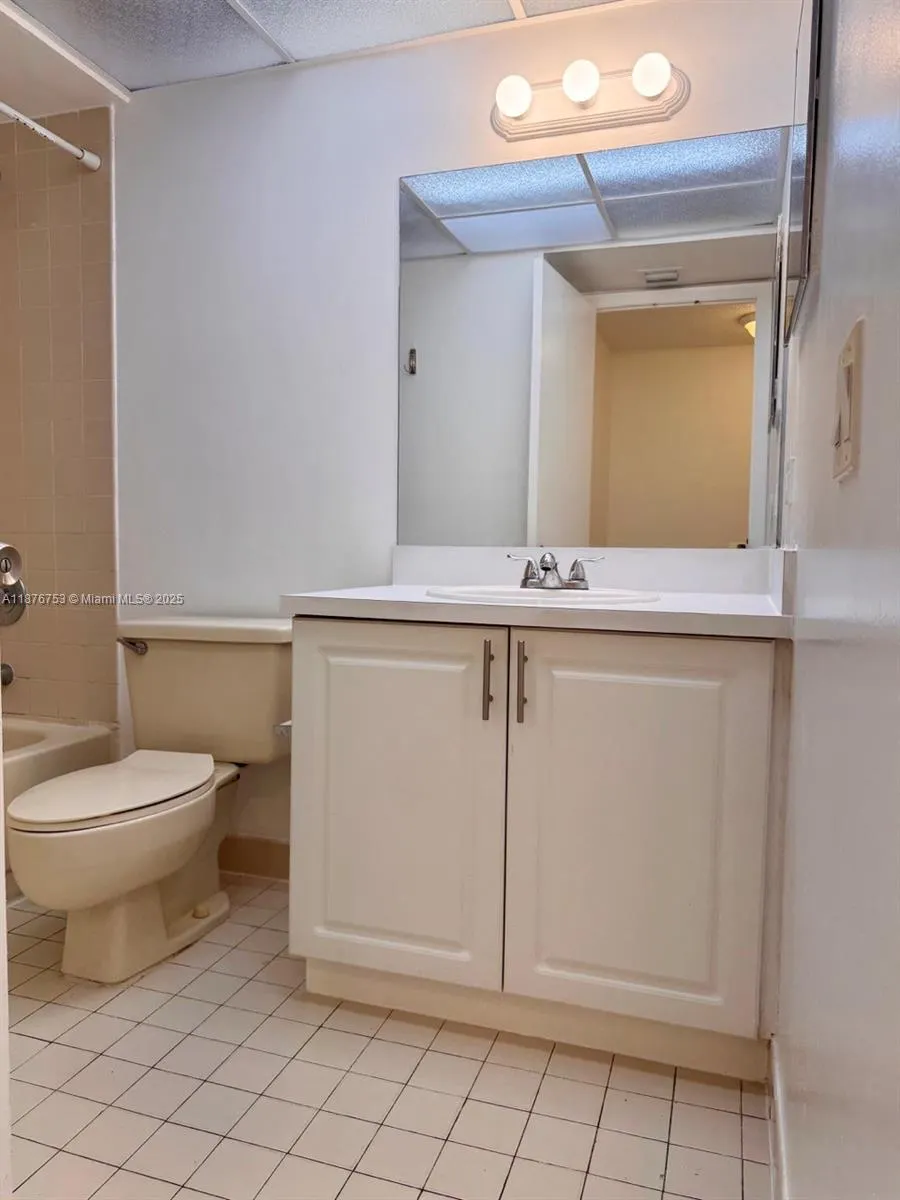 8100 Geneva Ct, #333