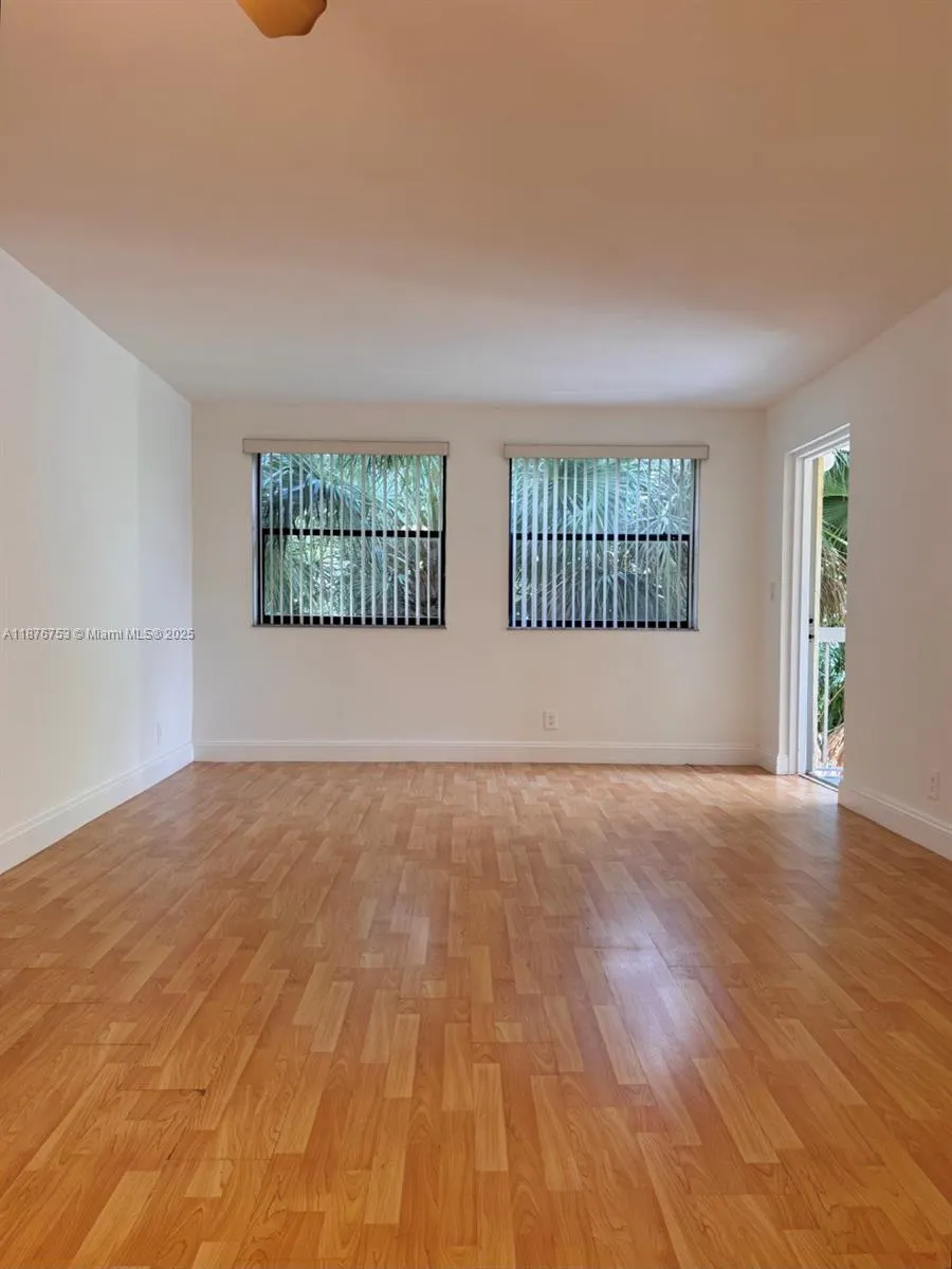 8100 Geneva Ct, #333