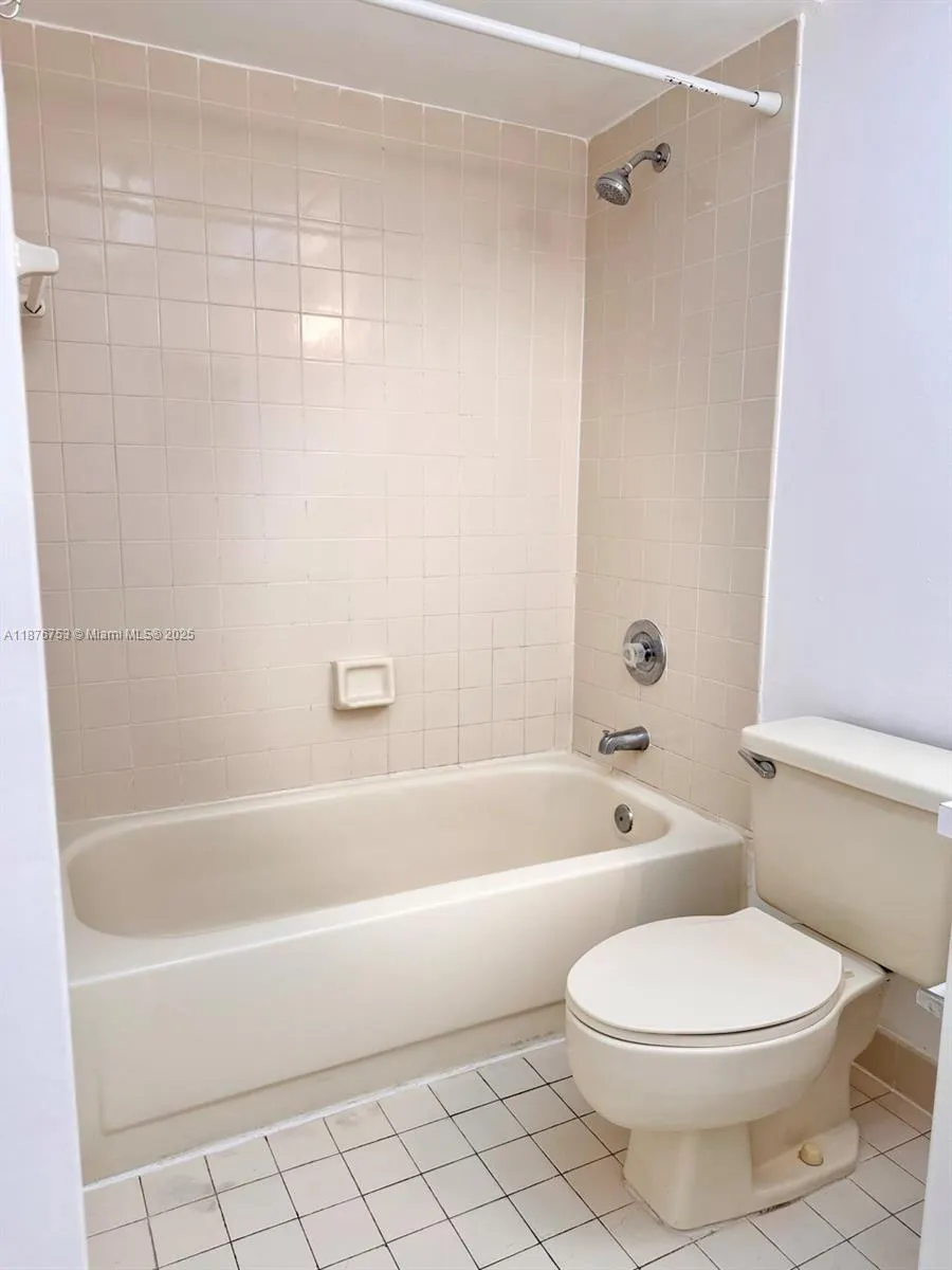 8100 Geneva Ct, #333