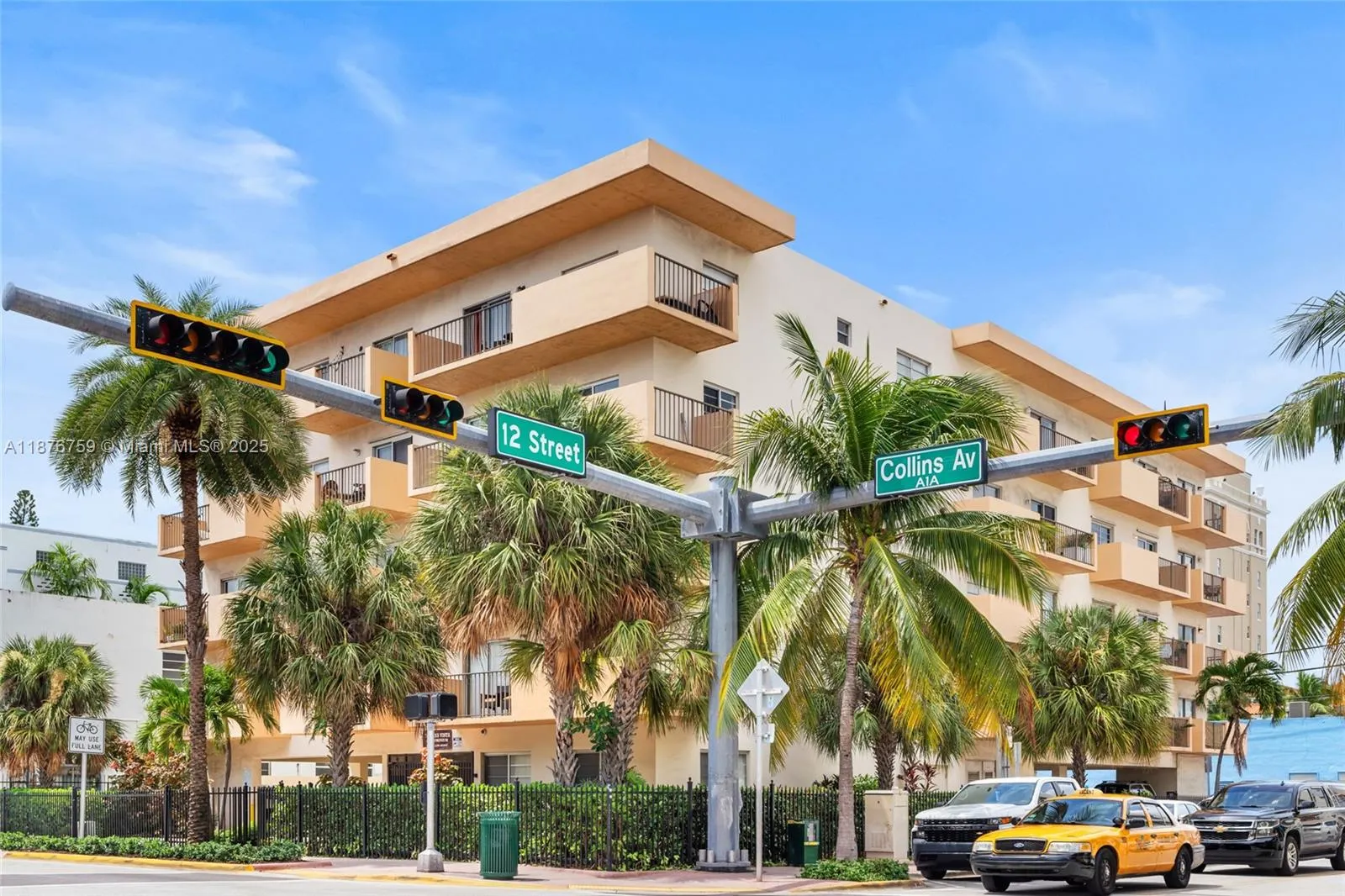 1150 Collins Ave, #303