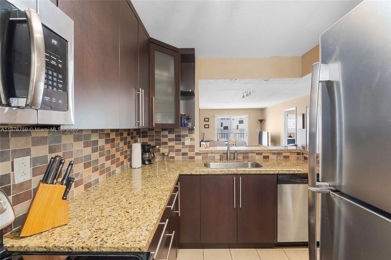 1150 Collins Ave, #303