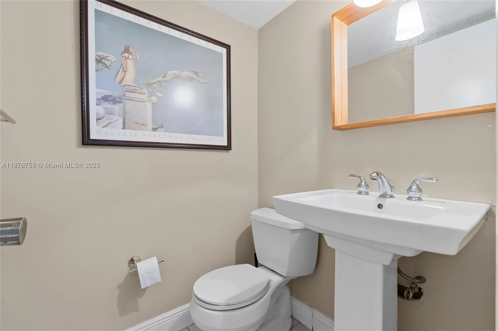 1150 Collins Ave, #303