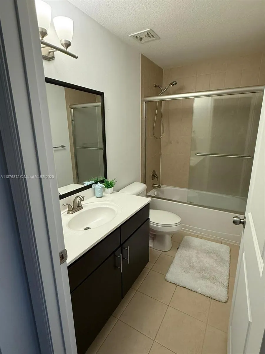 472 NE 194th Ter, #472
