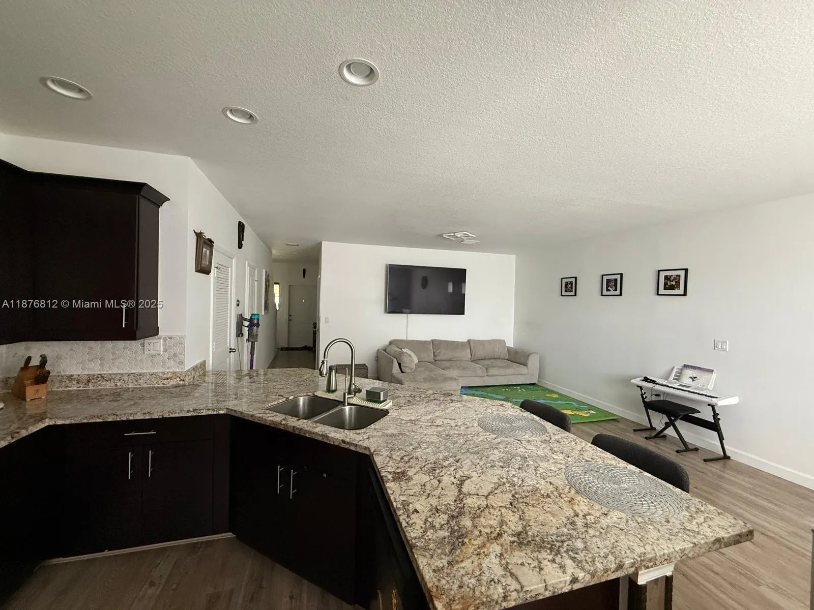 472 NE 194th Ter, #472