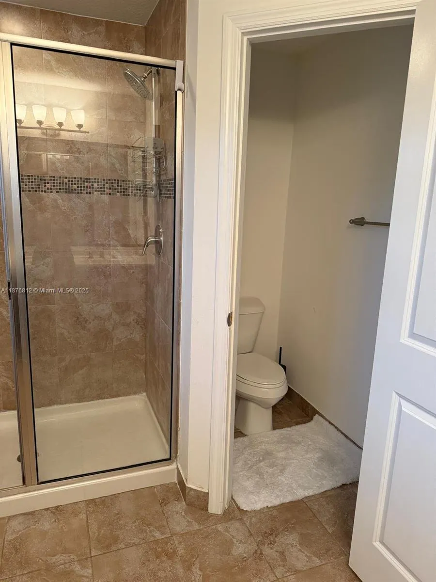 472 NE 194th Ter, #472