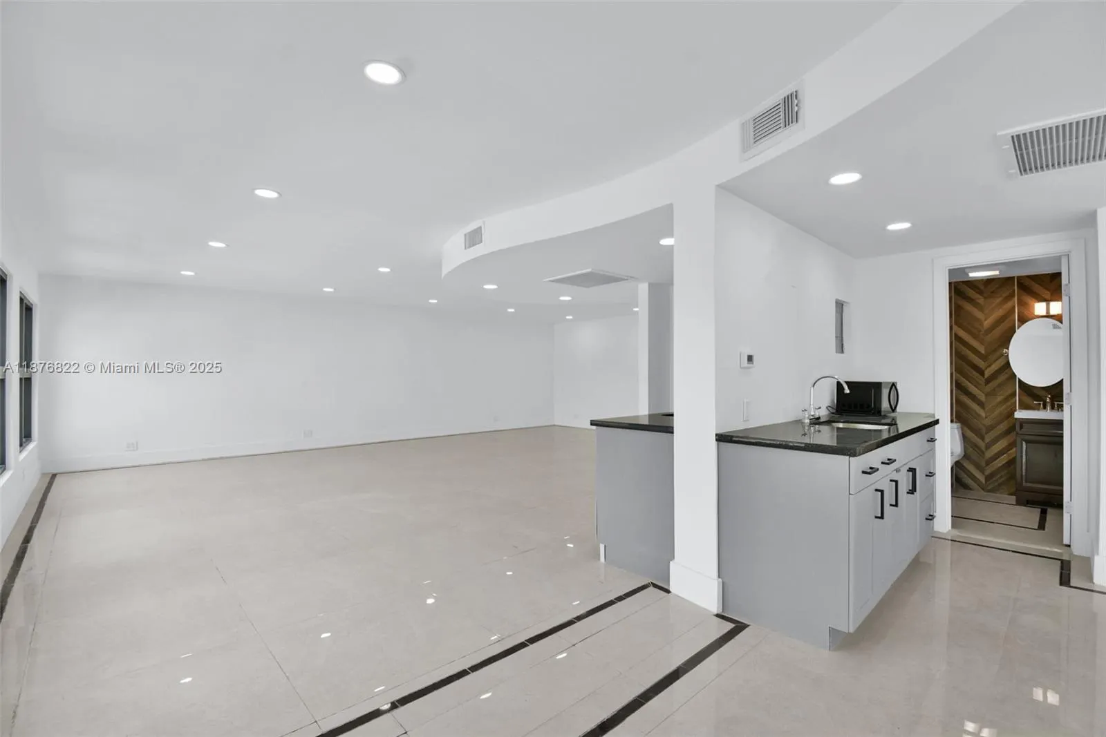 2990 Griffin Rd