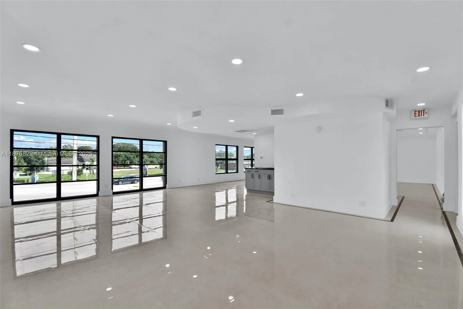 2990 Griffin Rd