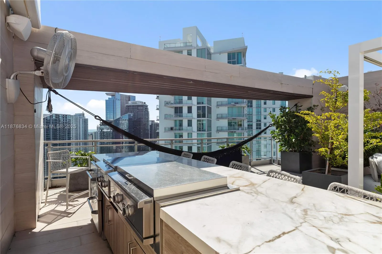 90 SW 3rd St, #PH-14