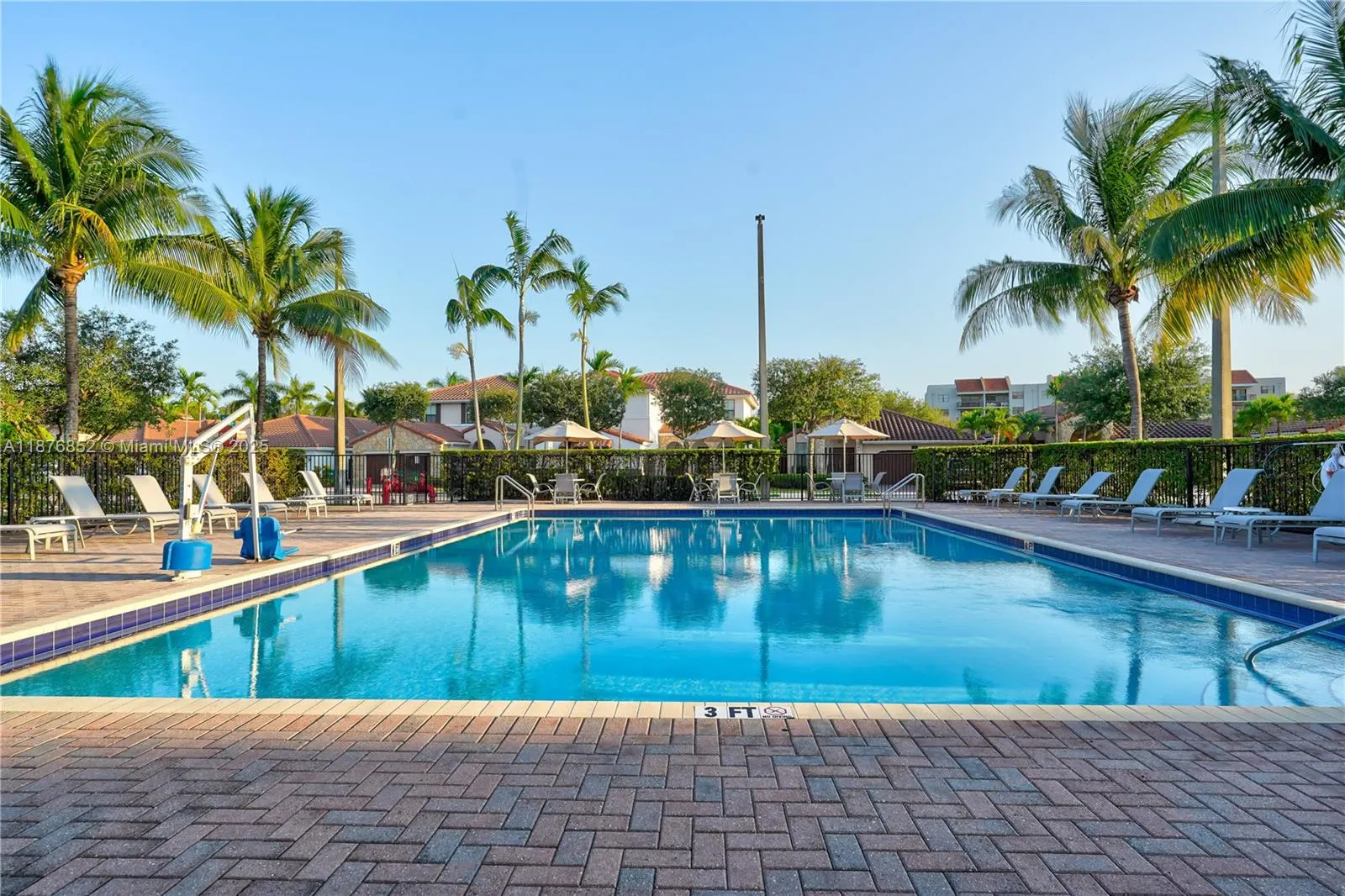 1023 NW 100th Ave