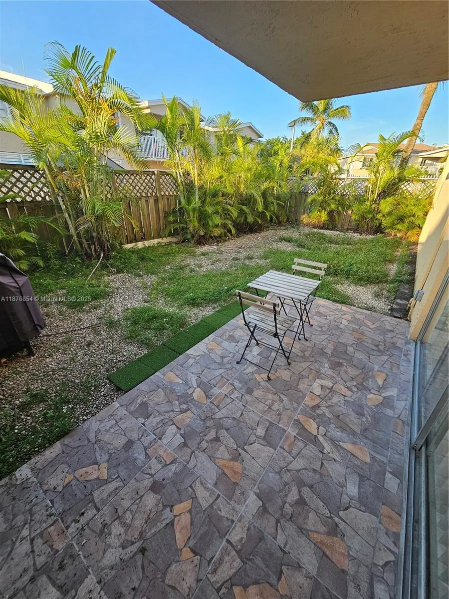4550 NW 79th Ave, #1B