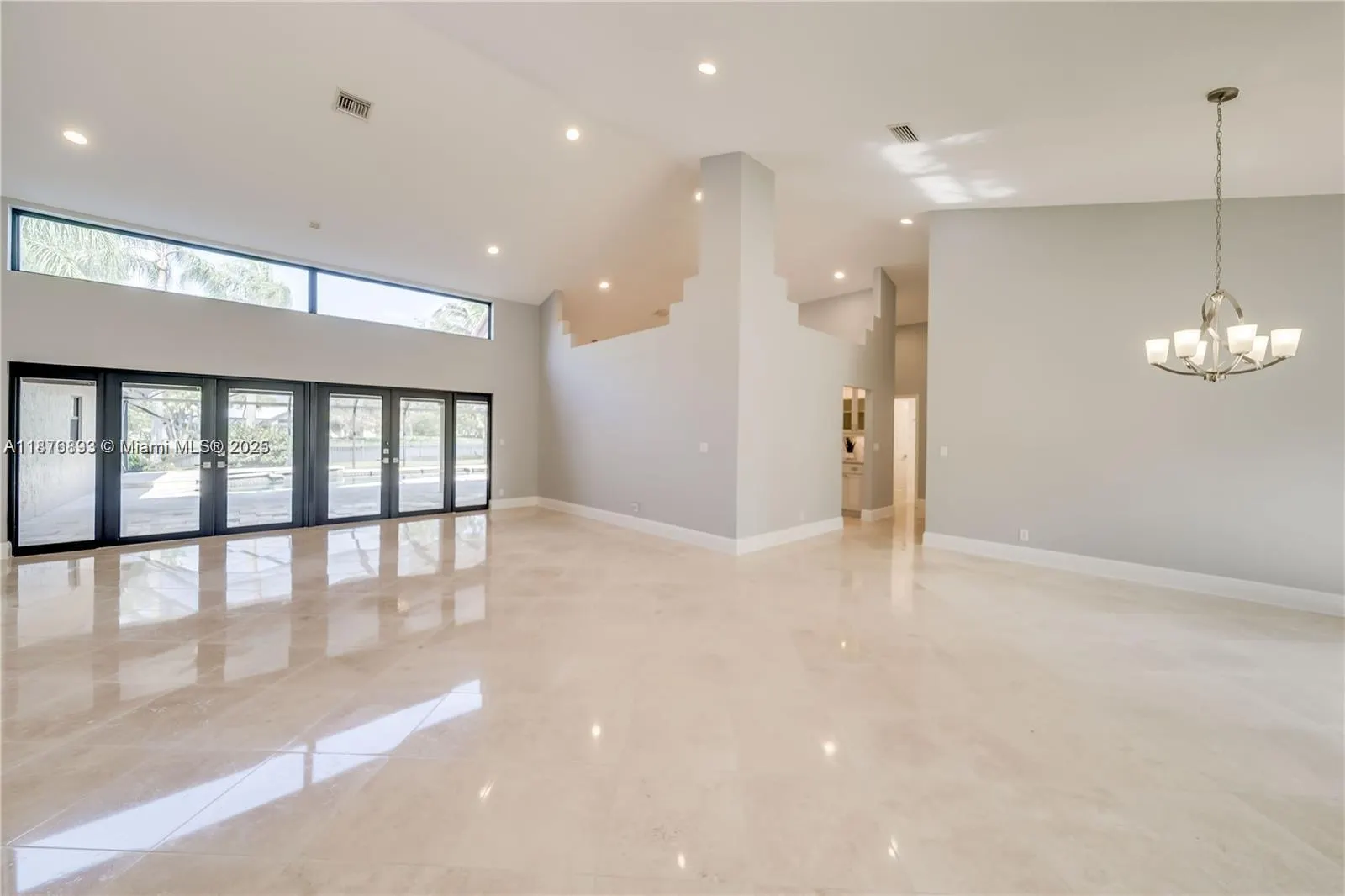 1180 Manor Court