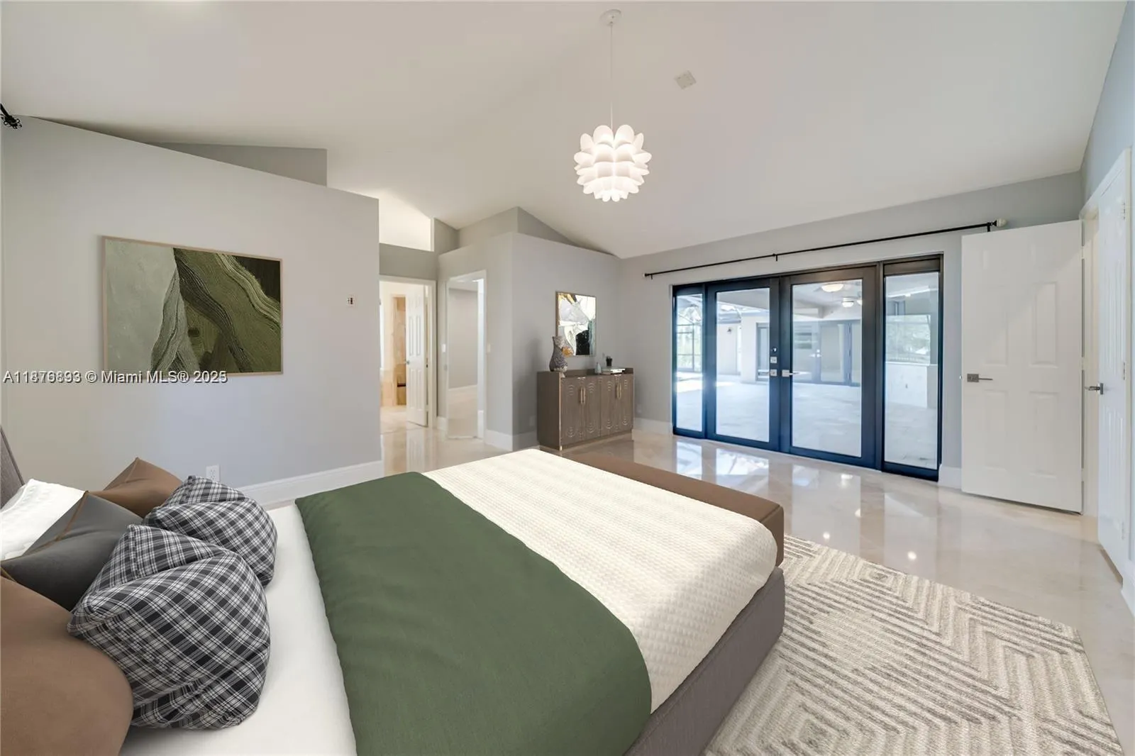 1180 Manor Court